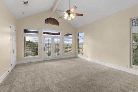 15529 Escarpment Oak Helotes TX 78023