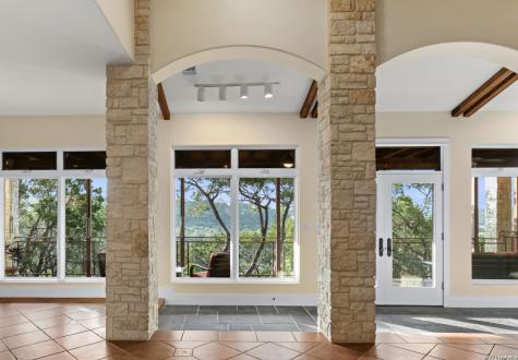 15529 Escarpment Oak Helotes TX 78023