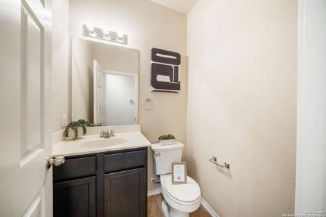 133 Finch Knoll San Antonio TX 78253