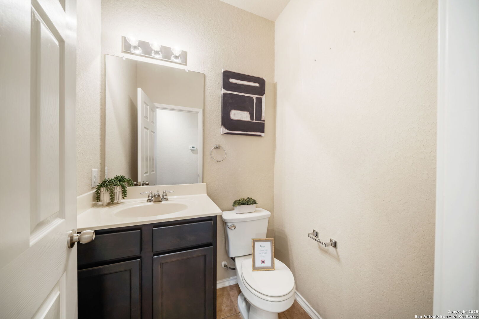 133 Finch Knoll San Antonio TX 78253