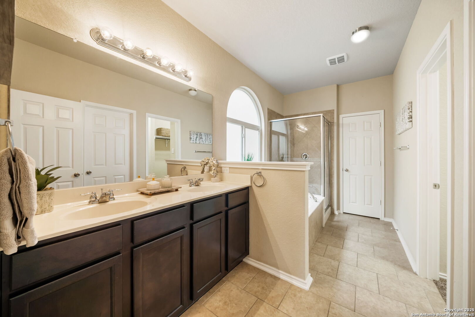 133 Finch Knoll San Antonio TX 78253