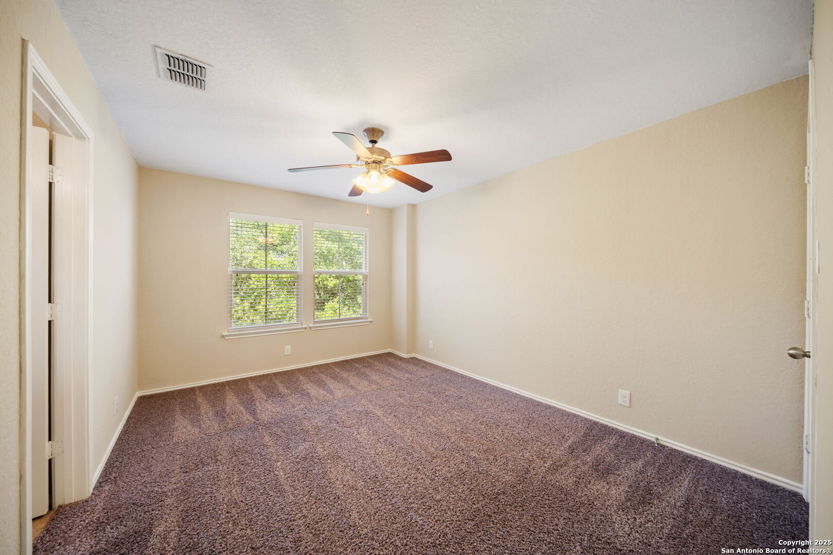 133 Finch Knoll San Antonio TX 78253