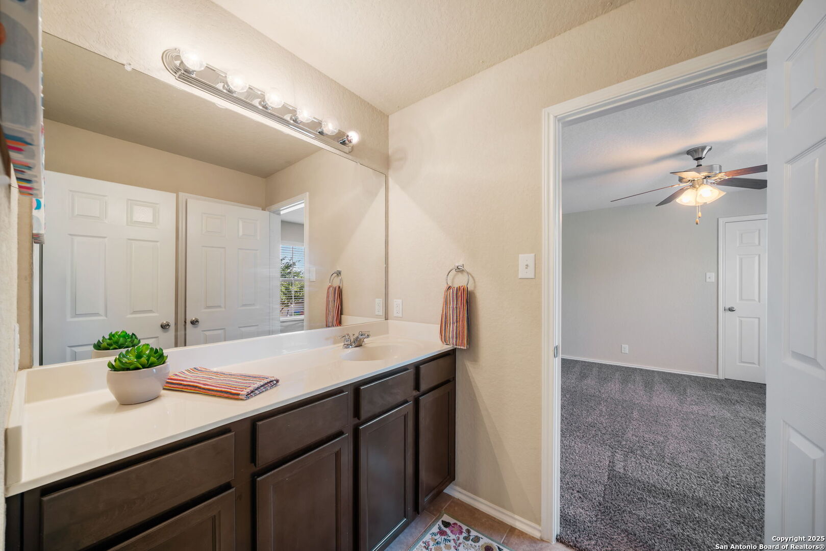 133 Finch Knoll San Antonio TX 78253