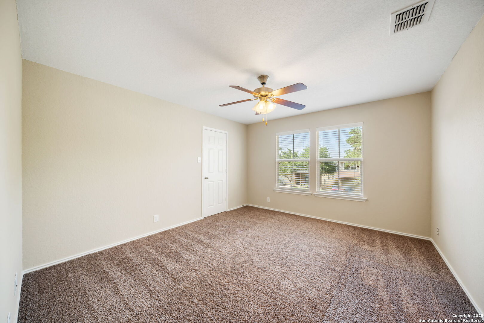 133 Finch Knoll San Antonio TX 78253