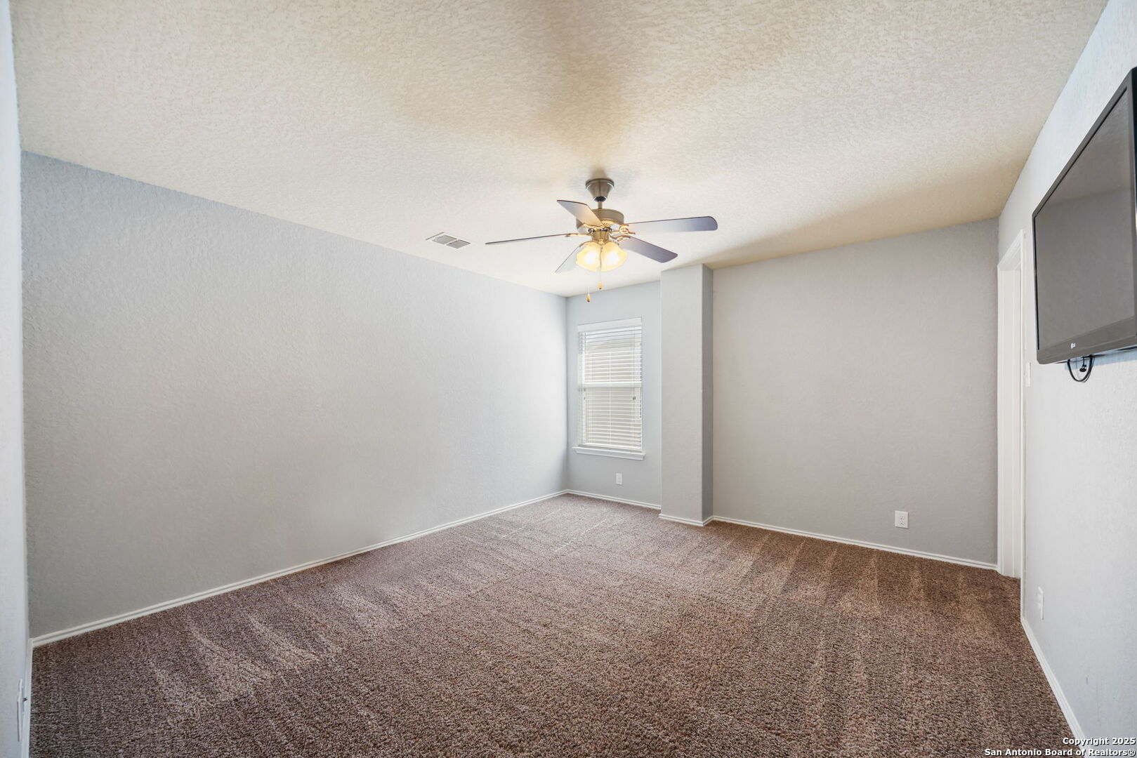 133 Finch Knoll San Antonio TX 78253