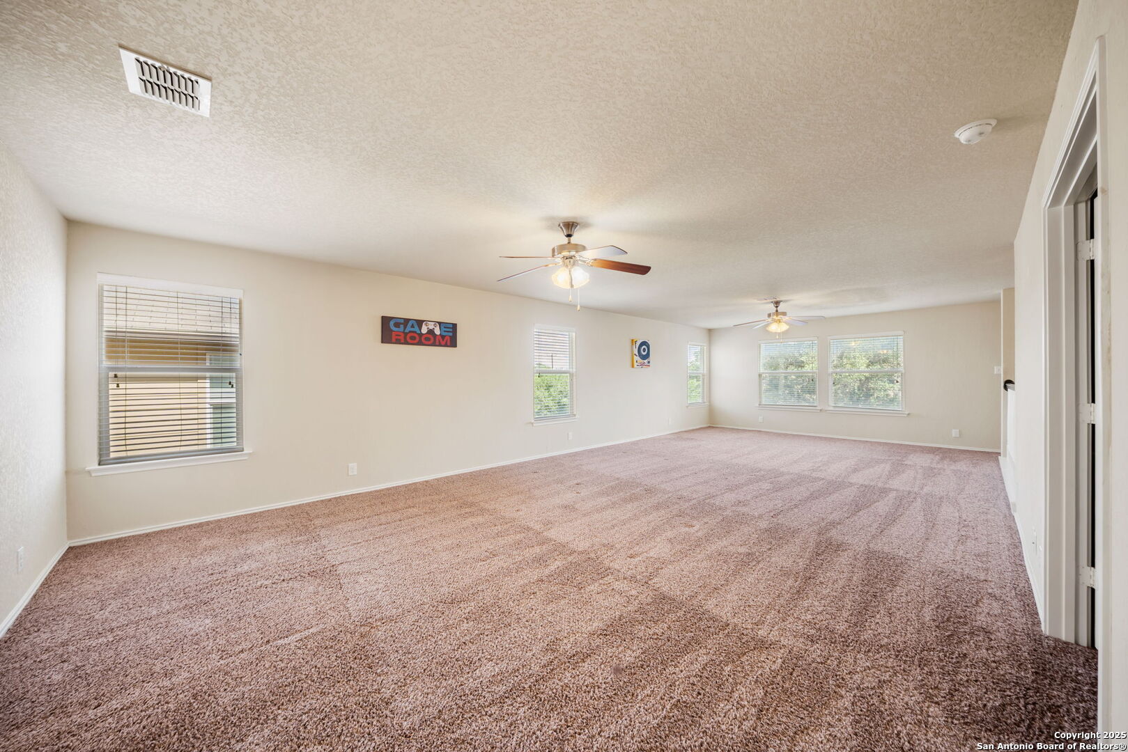 133 Finch Knoll San Antonio TX 78253