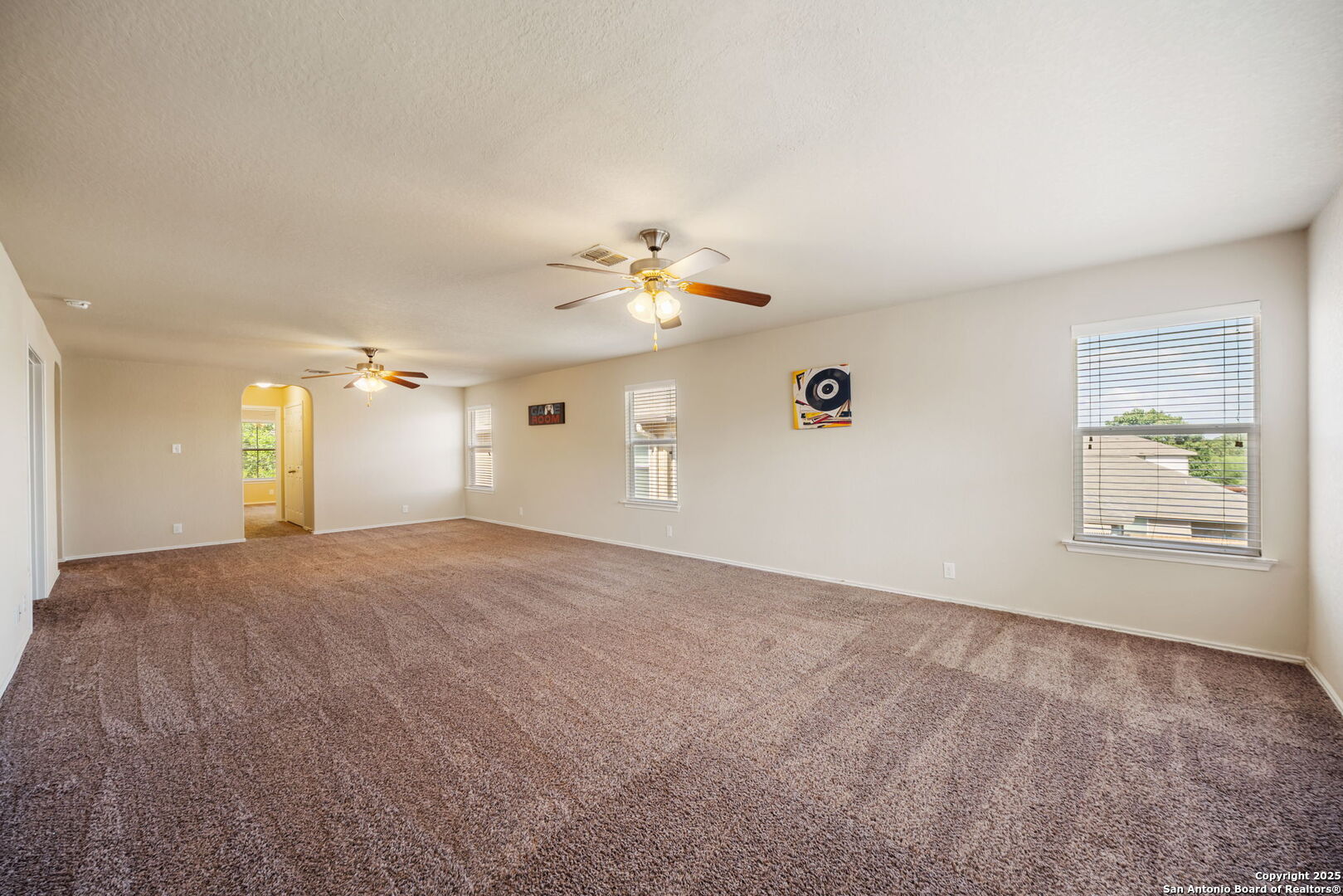 133 Finch Knoll San Antonio TX 78253