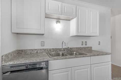 5931 Glacier Sun San Antonio TX 78244