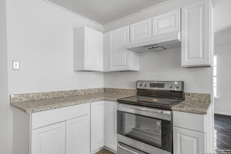 5931 Glacier Sun San Antonio TX 78244