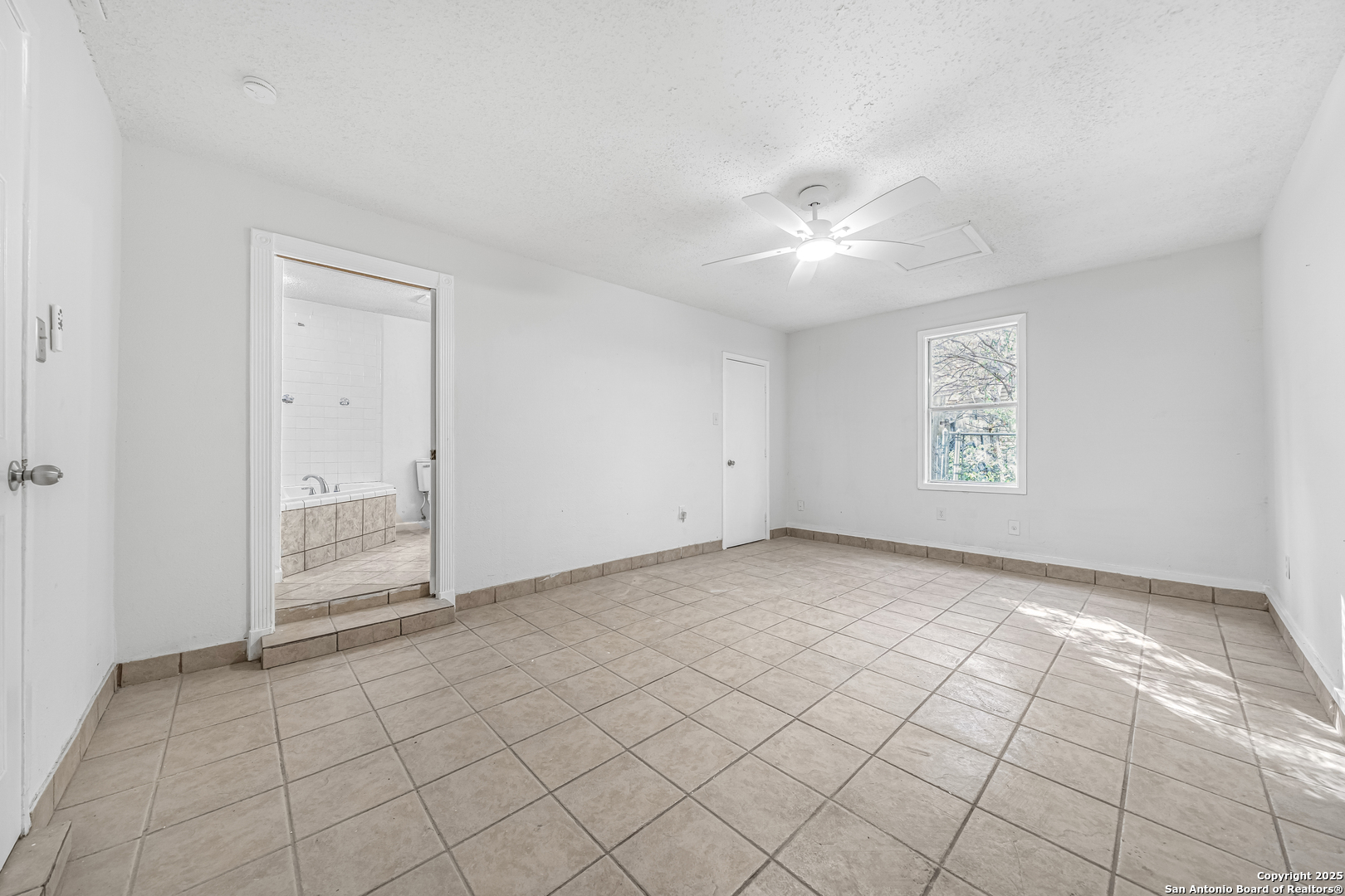 5931 Glacier Sun San Antonio TX 78244