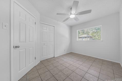 5931 Glacier Sun San Antonio TX 78244