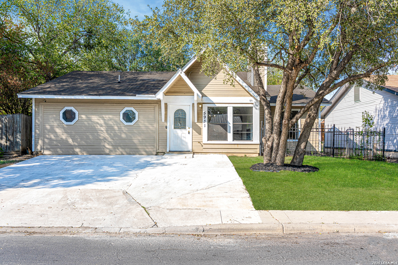 5931 Glacier Sun San Antonio TX 78244
