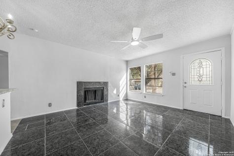 5931 Glacier Sun San Antonio TX 78244