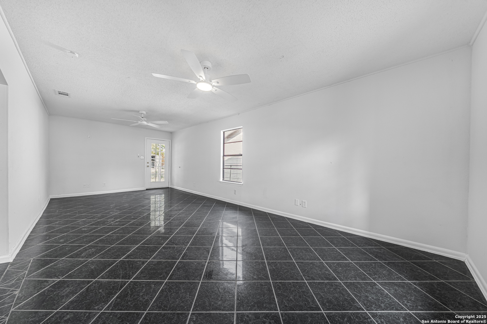 5931 Glacier Sun San Antonio TX 78244