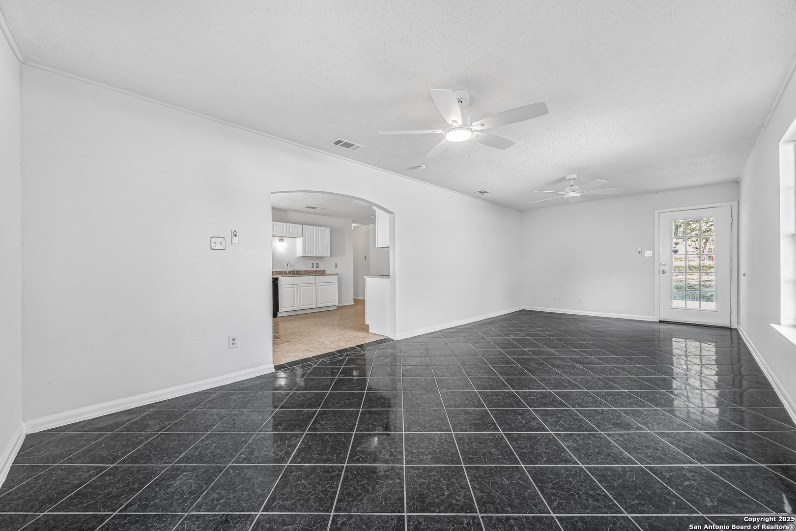 5931 Glacier Sun San Antonio TX 78244