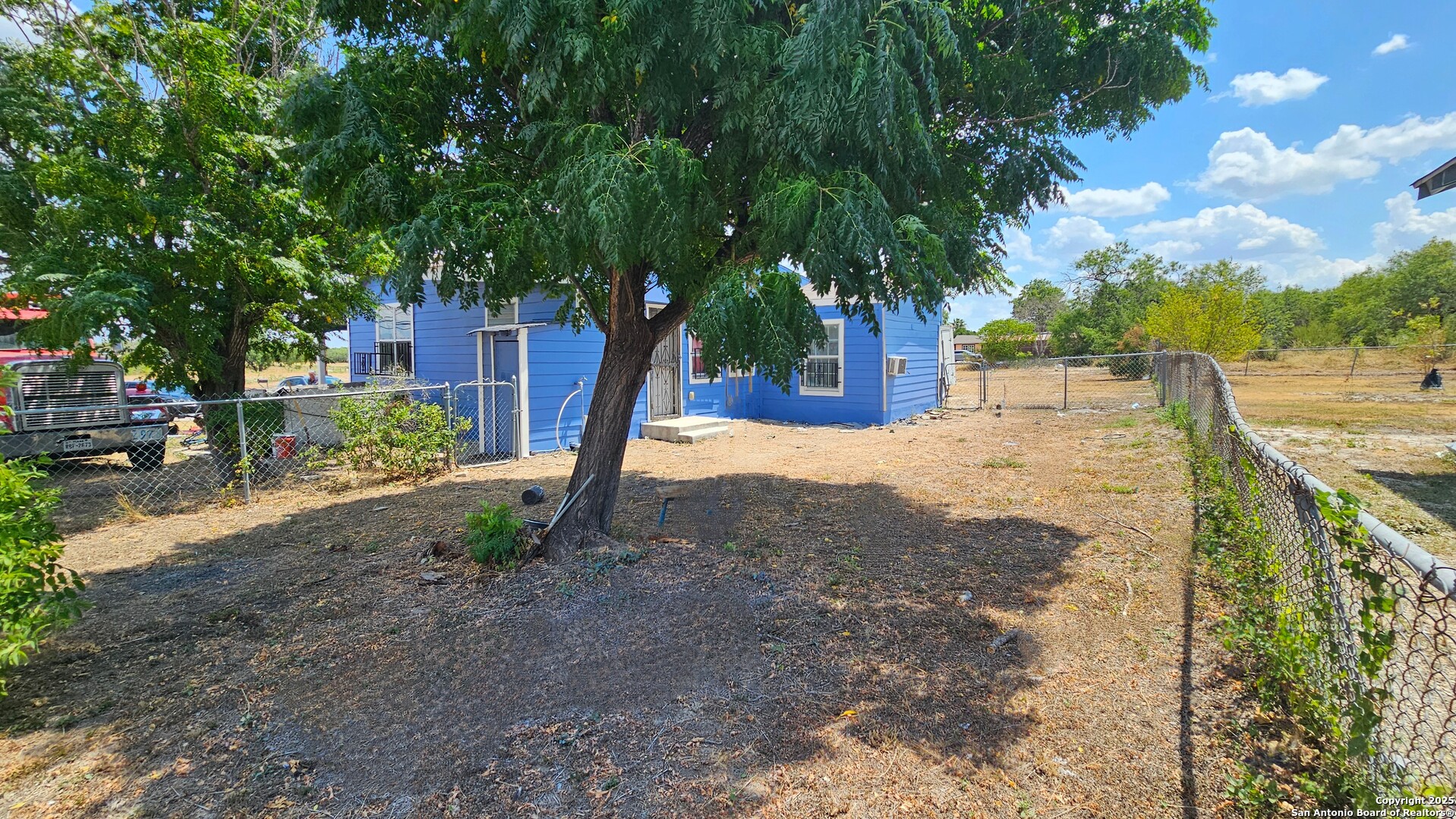 3513 Commercial Avenue San Antonio TX 78221