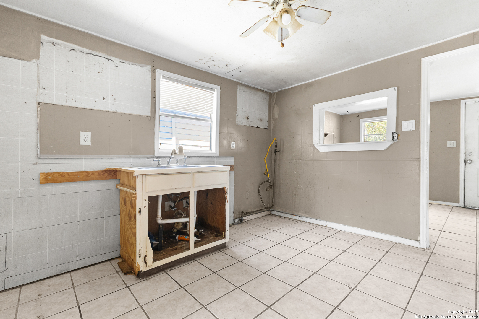 508 E Edmonds Avenue San Antonio TX 78214