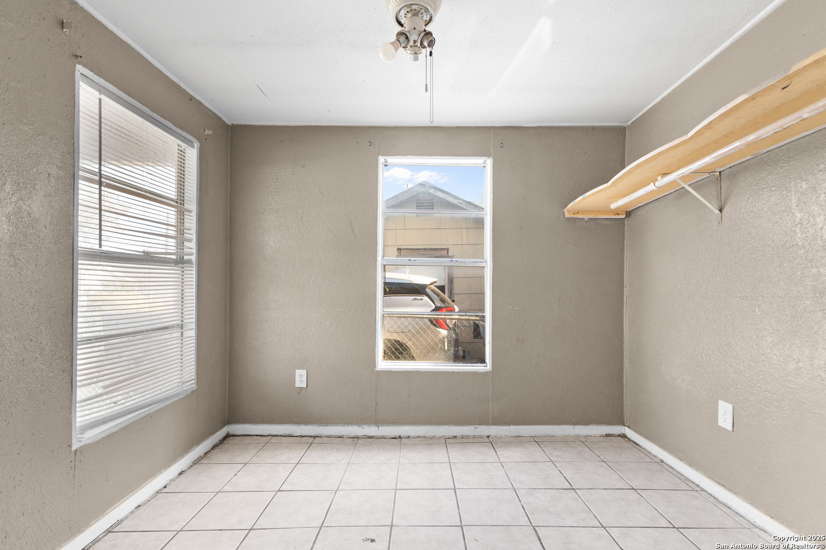508 E Edmonds Avenue San Antonio TX 78214