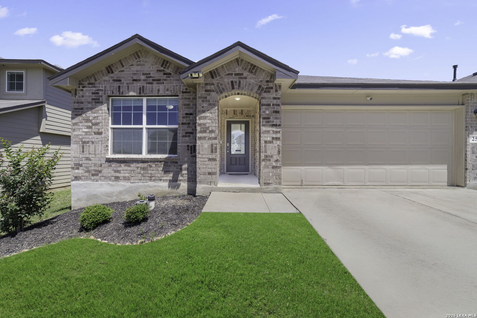 258 Empress Brilliant San Antonio TX 78253