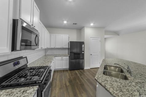 258 Empress Brilliant San Antonio TX 78253