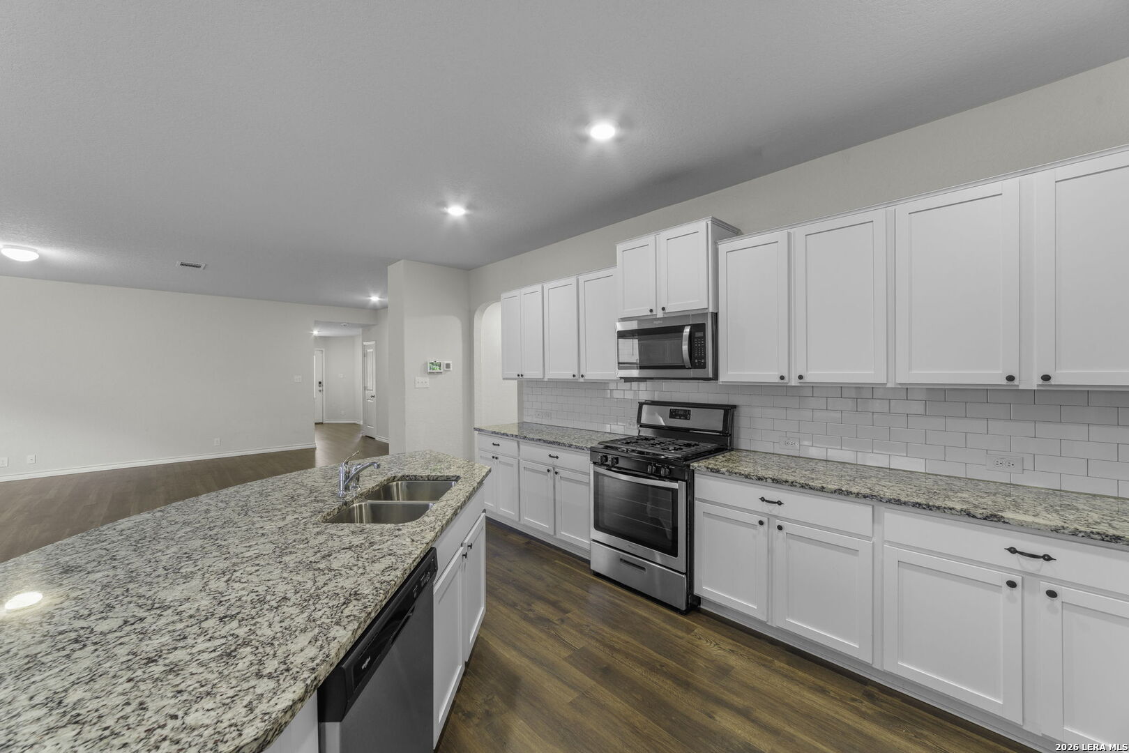 258 Empress Brilliant San Antonio TX 78253