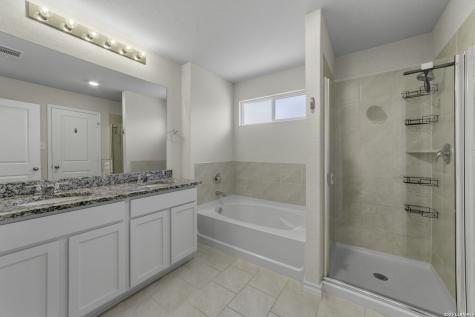 258 Empress Brilliant San Antonio TX 78253