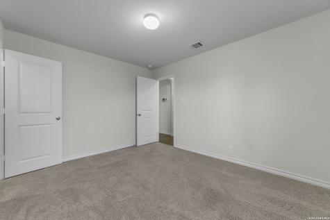 258 Empress Brilliant San Antonio TX 78253