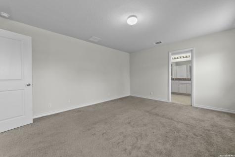 258 Empress Brilliant San Antonio TX 78253