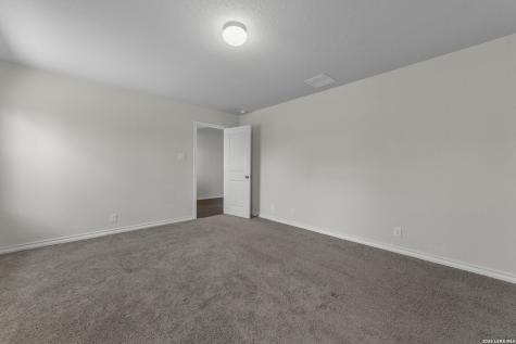 258 Empress Brilliant San Antonio TX 78253