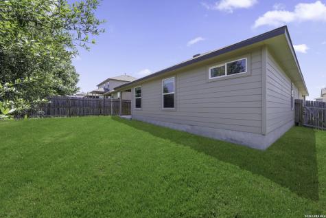 258 Empress Brilliant San Antonio TX 78253