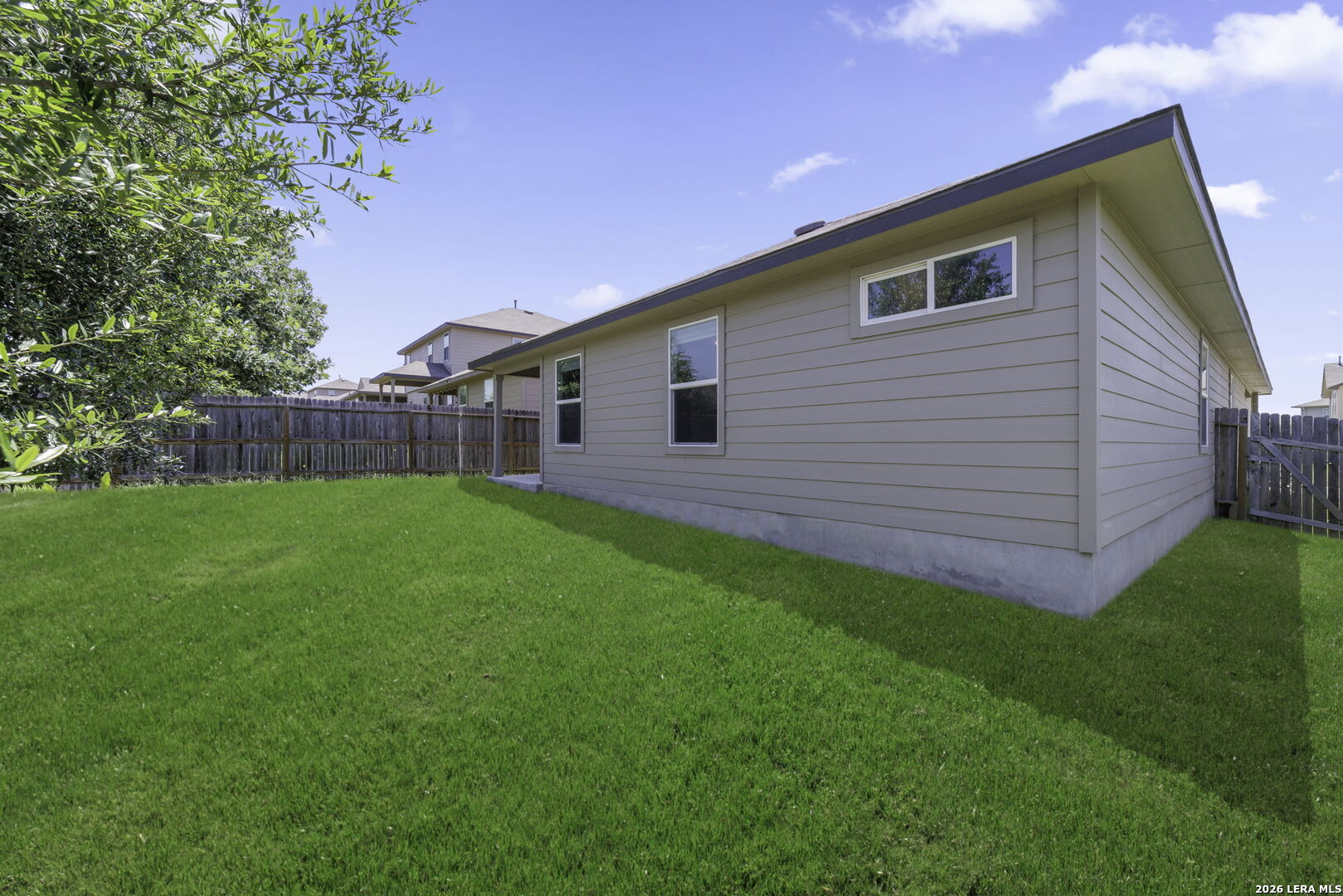 258 Empress Brilliant San Antonio TX 78253