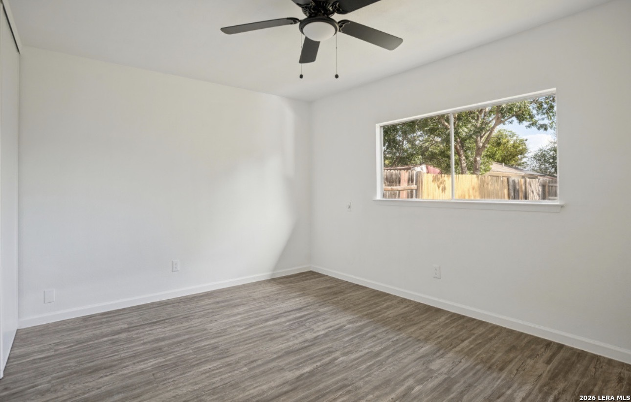 9506 Cliff Way Street San Antonio TX 78250