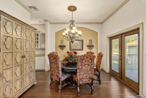 443 Rosewood Drive La Vernia TX 78121