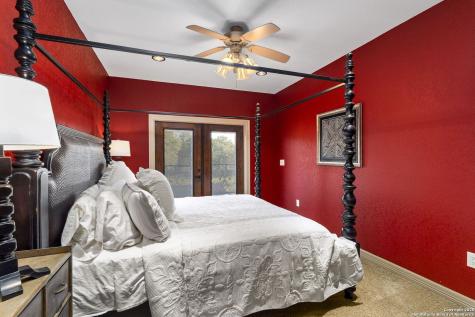 443 Rosewood Drive La Vernia TX 78121