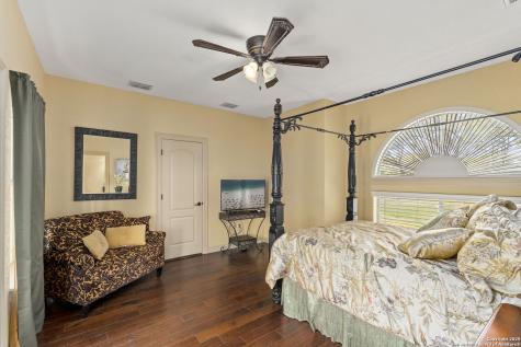 443 Rosewood Drive La Vernia TX 78121