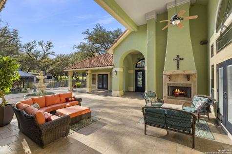 443 Rosewood Drive La Vernia TX 78121