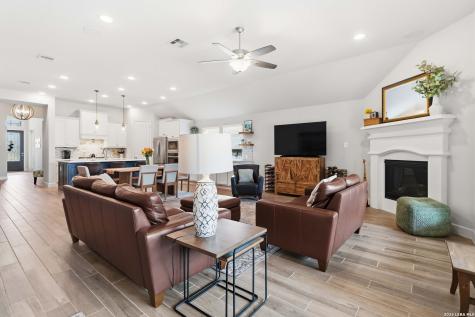 434 Orchard Way New Braunfels TX 78132