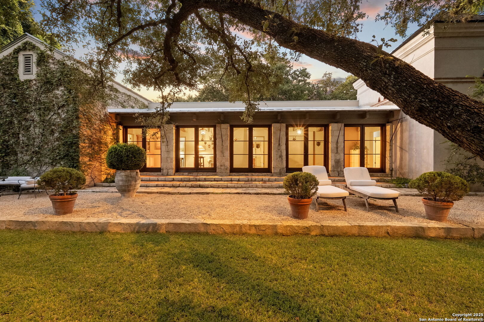 317 Limestone Creek Hill Country Village TX 78232