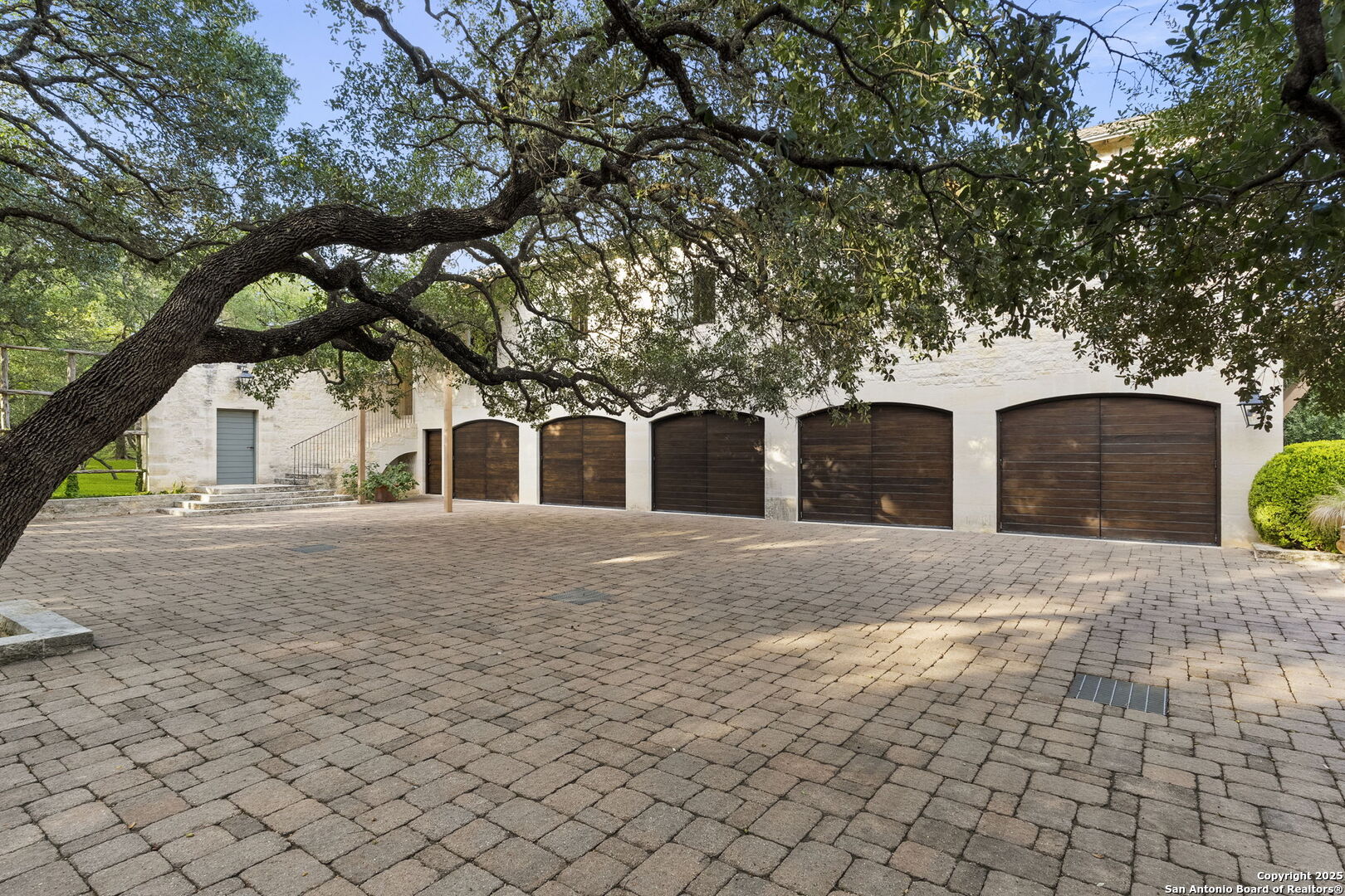 317 Limestone Creek Hill Country Village TX 78232