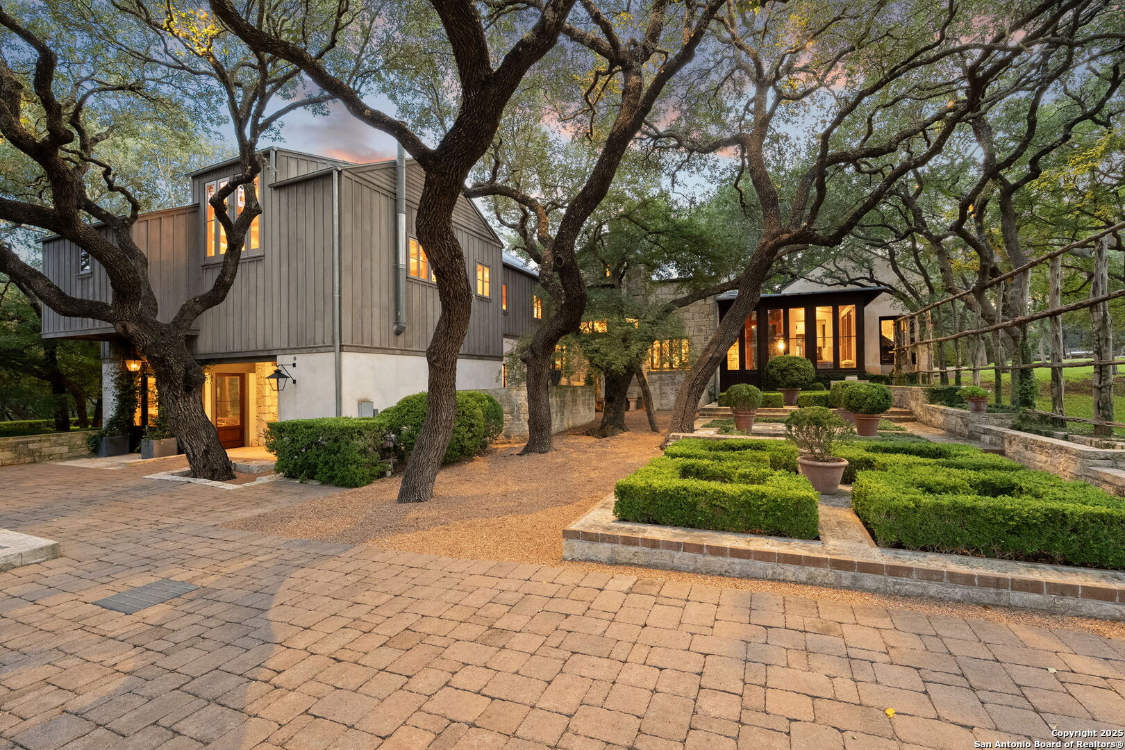 317 Limestone Creek Hill Country Village TX 78232