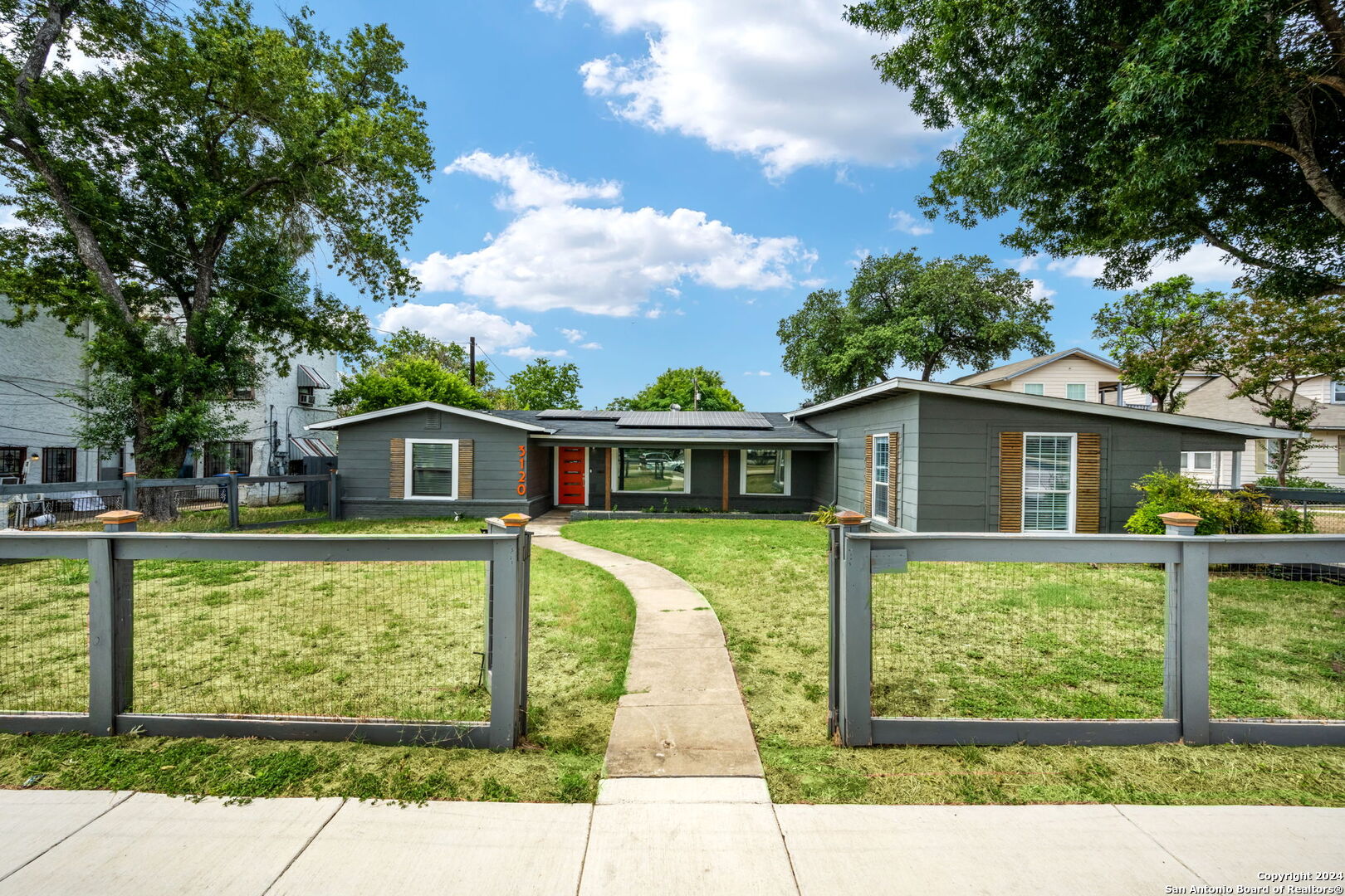 3120 W Ashby Place San Antonio TX 78228