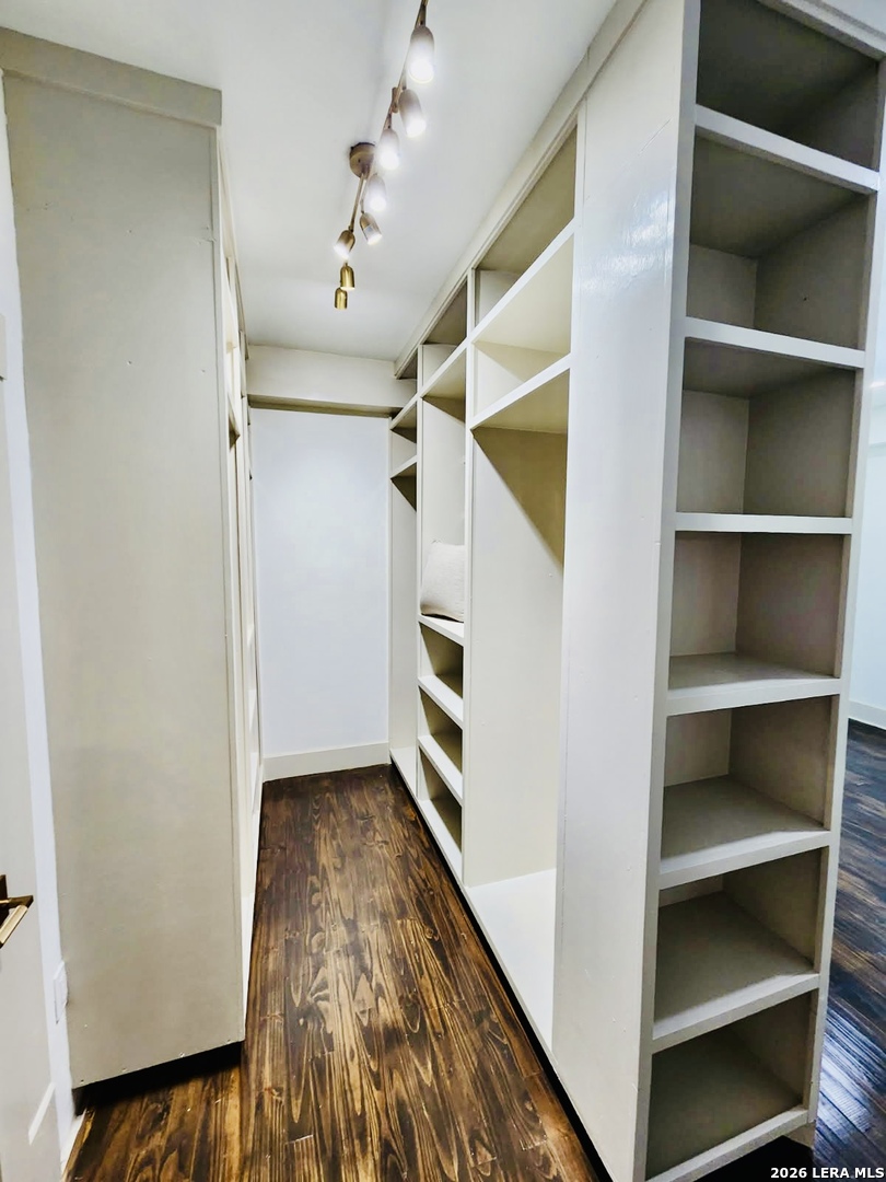 824 N Pine Street San Antonio TX 78202