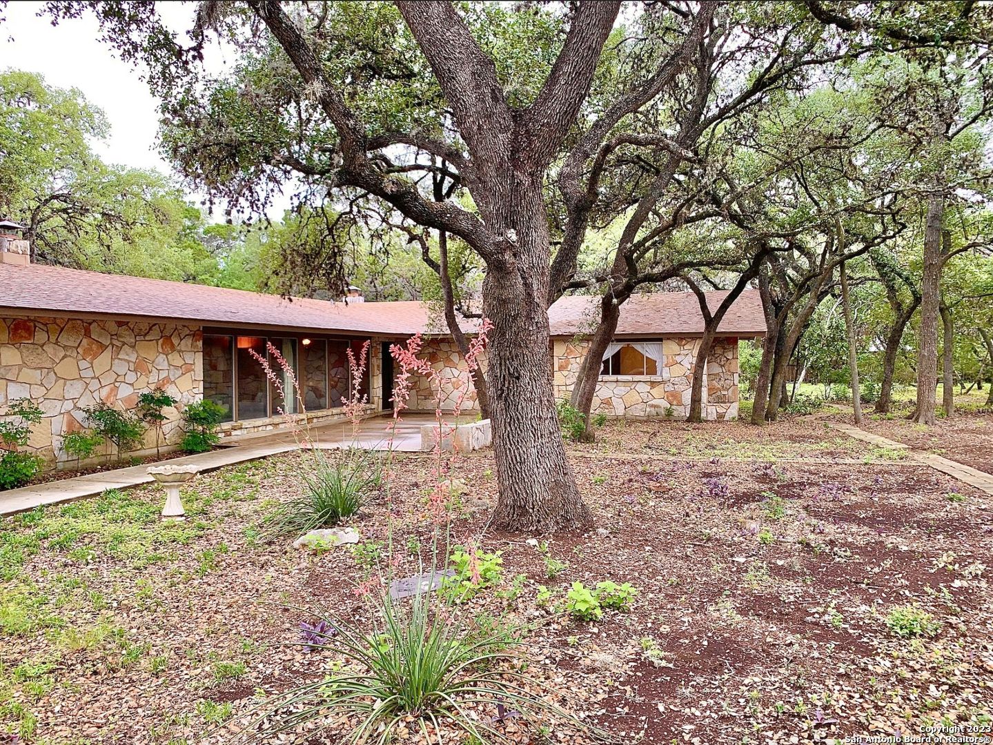 10928 Parrigin Road Helotes TX 78023