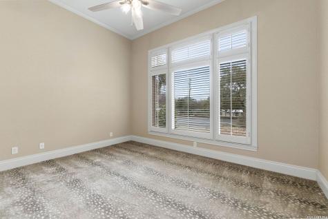 7 Oxford Hall San Antonio TX 78209