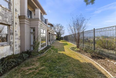 7 Oxford Hall San Antonio TX 78209