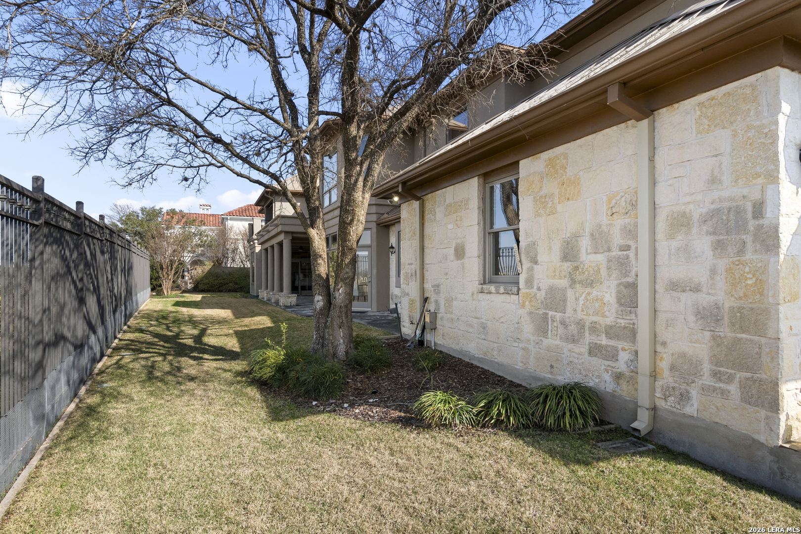 7 Oxford Hall San Antonio TX 78209