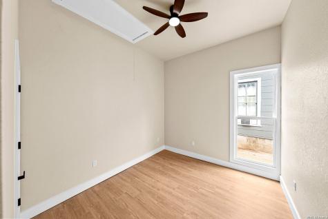 1122 N Pine Street San Antonio TX 78202