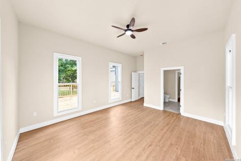 1122 N Pine Street San Antonio TX 78202
