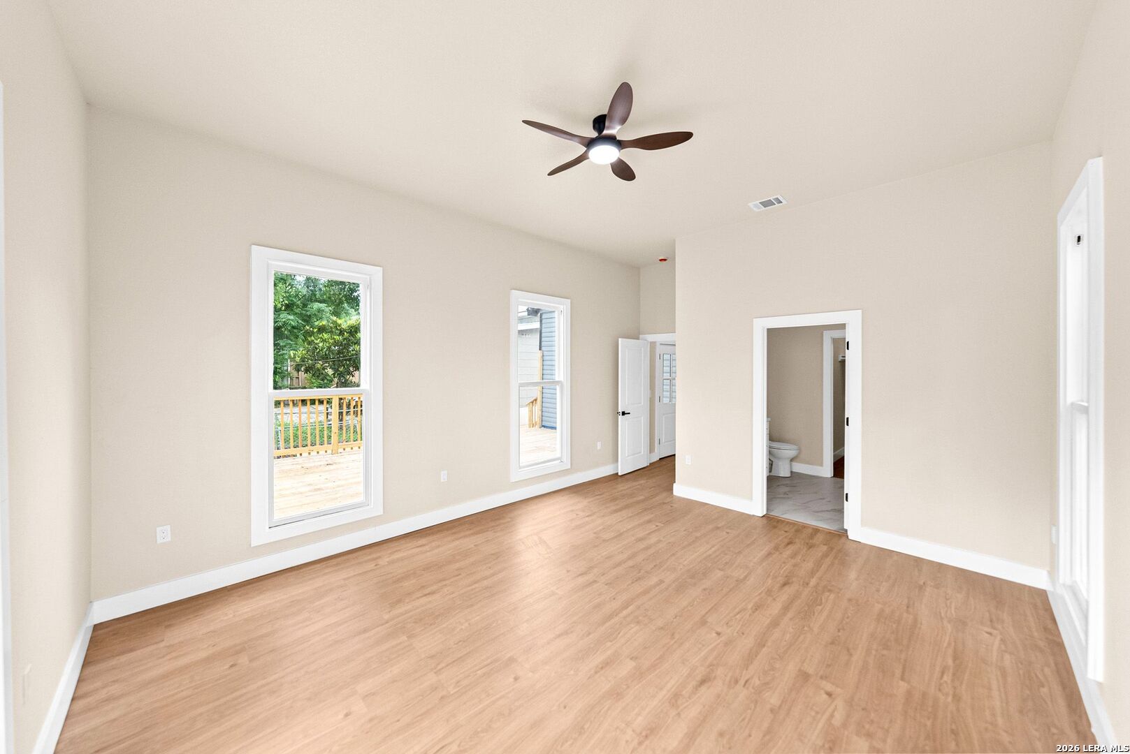 1122 N Pine Street San Antonio TX 78202