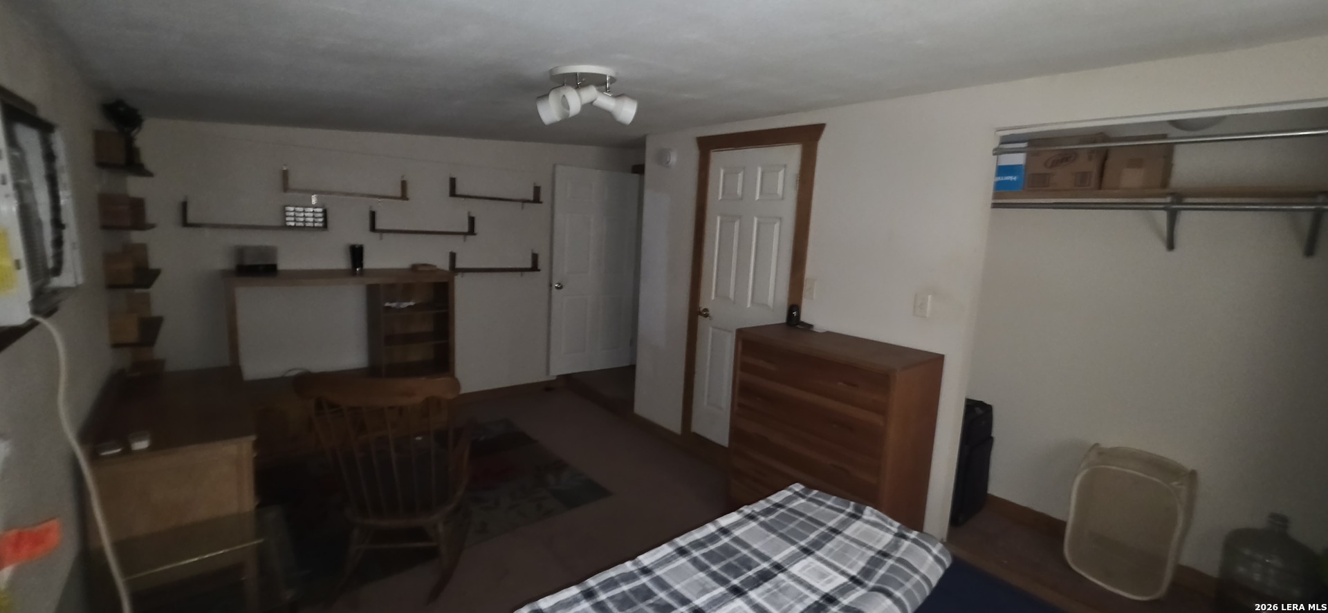 223 Lookout Drive Lakehills TX 78063